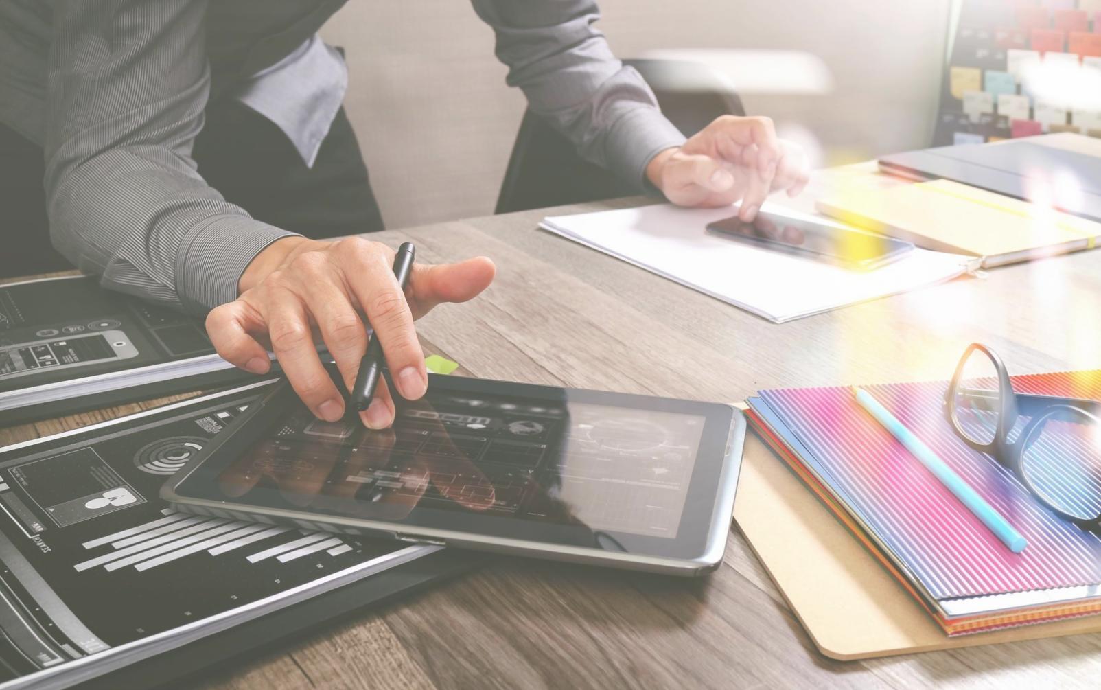 Expense management workflow review session